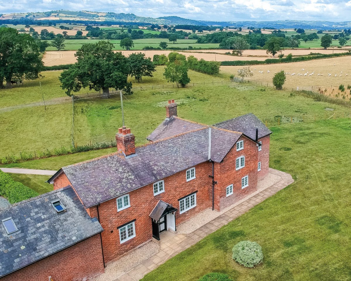 Holiday Rental Morris and Company